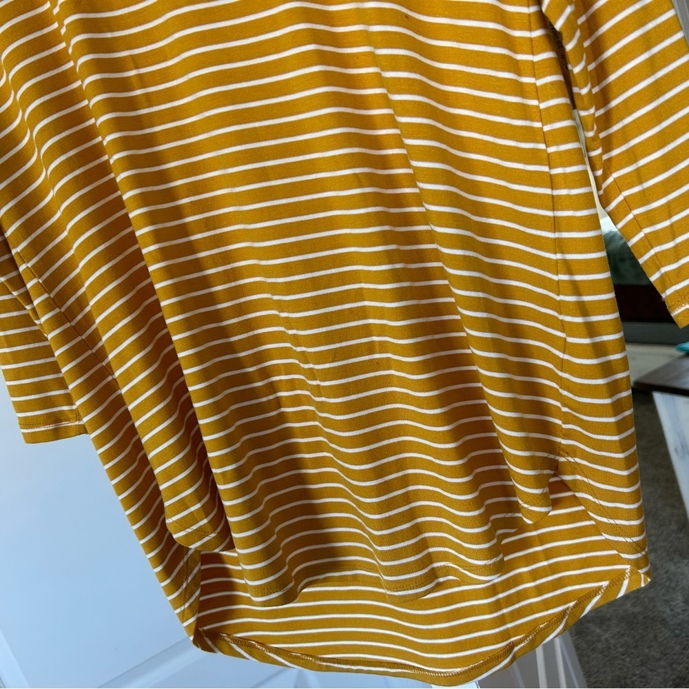 NWT A.N.A Women’s Striped Blouse - Picture 3 of 6